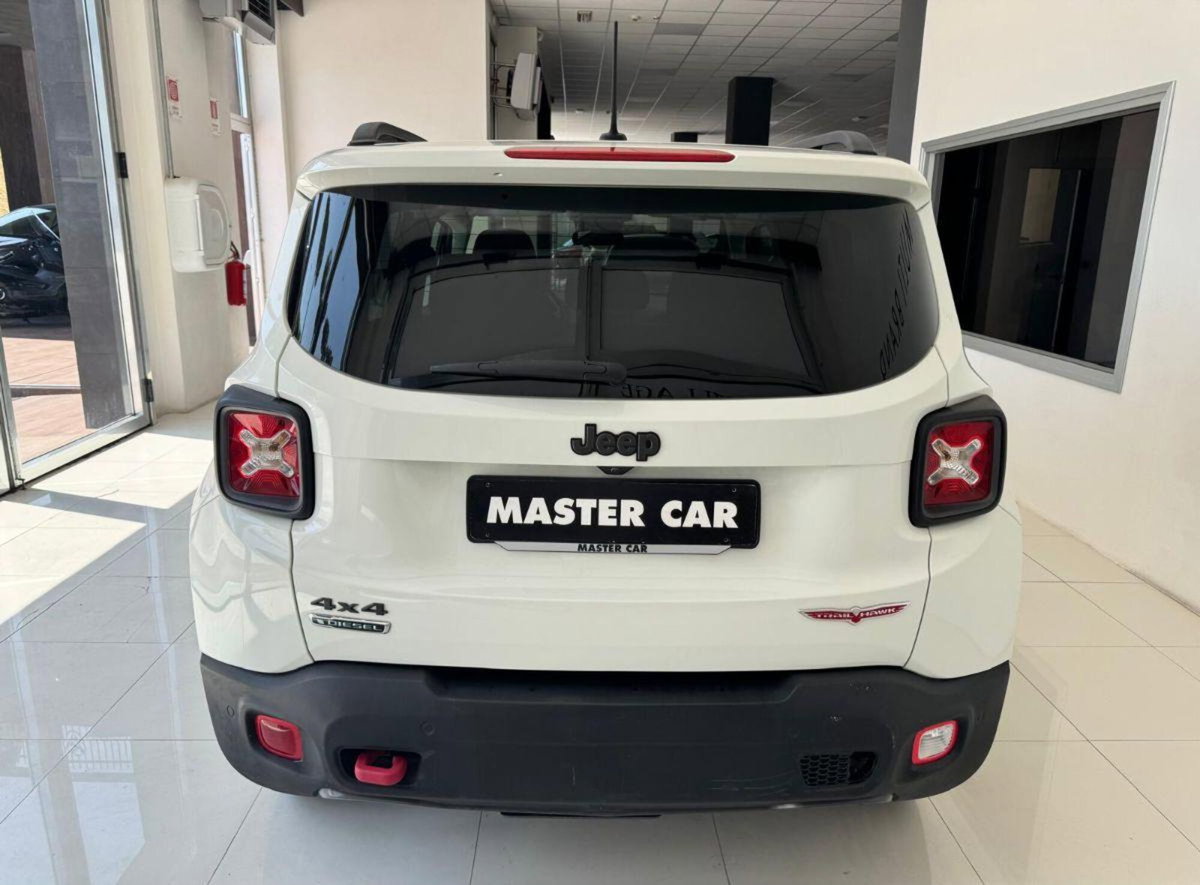 Jeep Renegade 2.0 Mjt 170CV 4WD Active Drive Low Trailhawk (6)