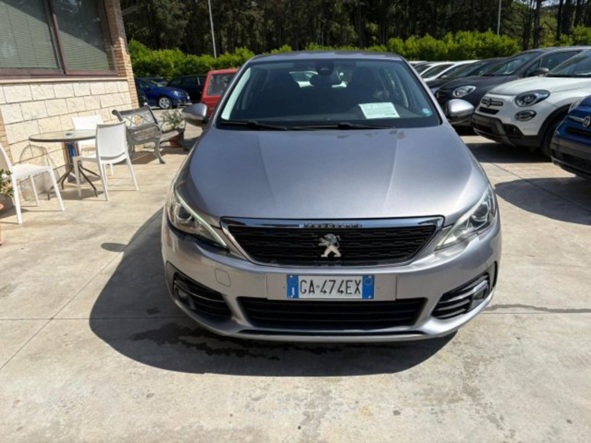 Peugeot 308 BlueHDi 130 S&S Business (2)