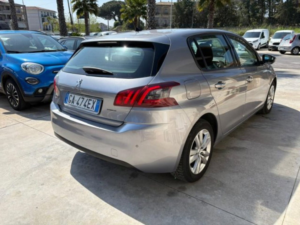 Peugeot 308 BlueHDi 130 S&S Business (4)