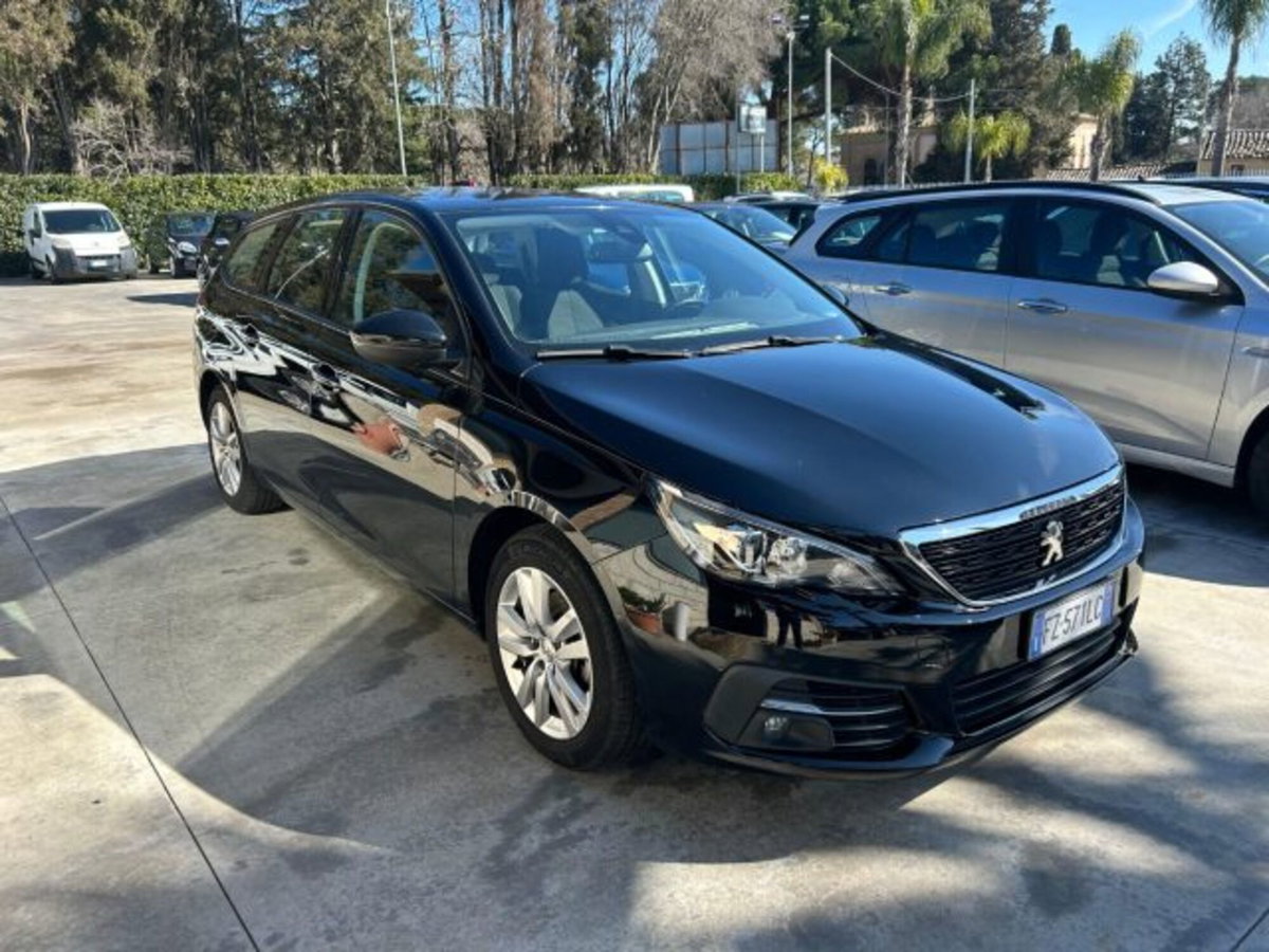 Peugeot 308 SW BlueHDi 130 S&S EAT6 Business (3)