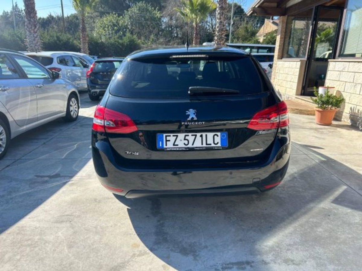 Peugeot 308 SW BlueHDi 130 S&S EAT6 Business (4)