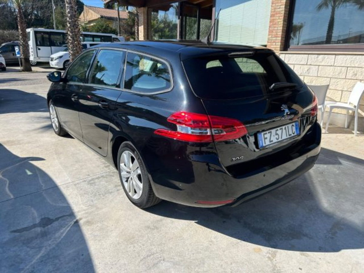 Peugeot 308 SW BlueHDi 130 S&S EAT6 Business (6)