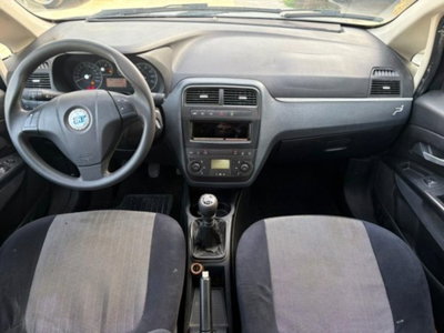 Fiat Grande Punto 1.3 MJT 90 CV 5 porte Dynamic (7)