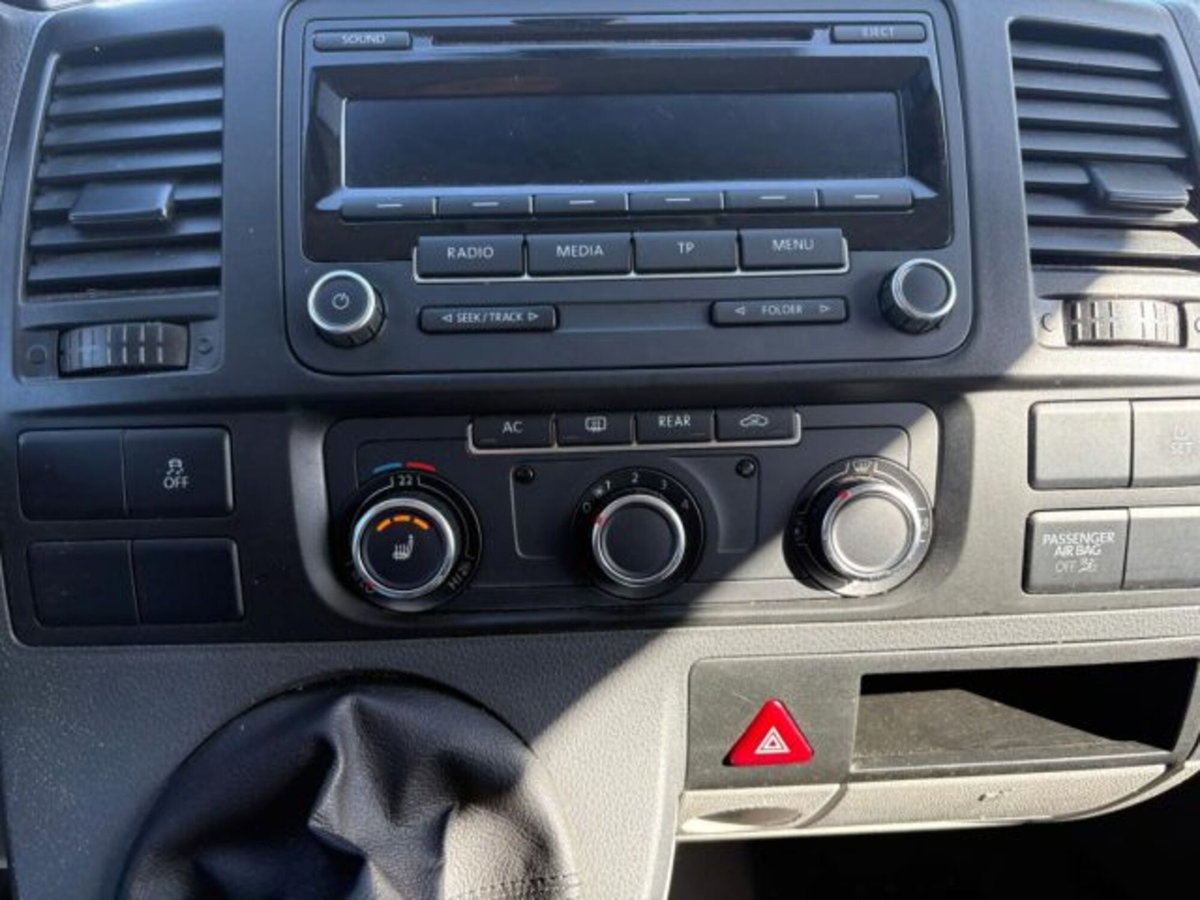 Volkswagen Veicoli Commerciali Caravelle Furgone 2.0 BiTDI 180CV PC Comfortline (13)