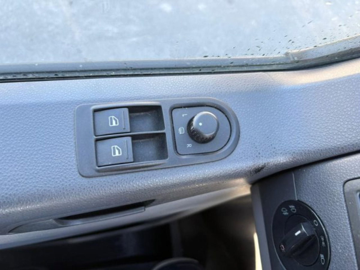 Volkswagen Veicoli Commerciali Caravelle Furgone 2.0 BiTDI 180CV PC Comfortline (14)