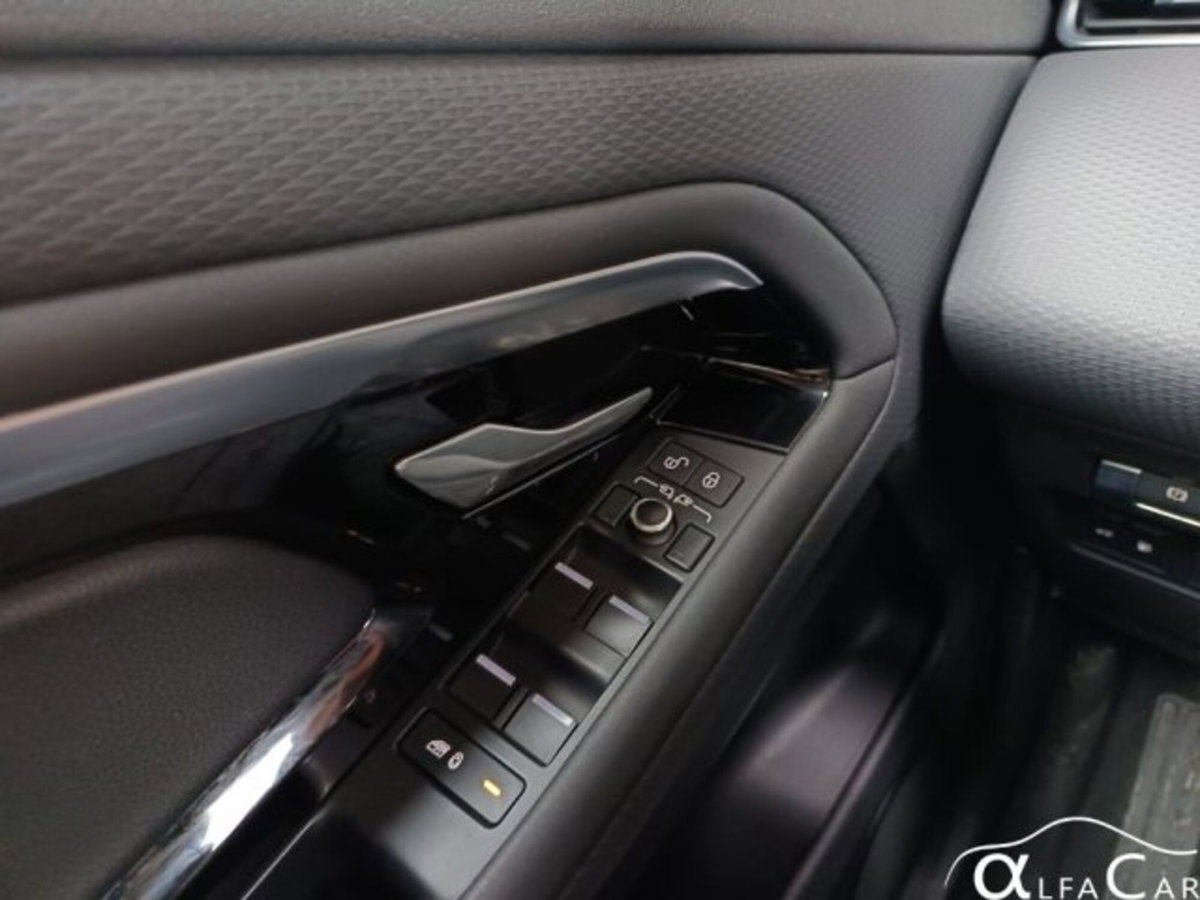 Land Rover Range Rover Evoque 1.5 I3 PHEV 300 CV AWD Auto (19)