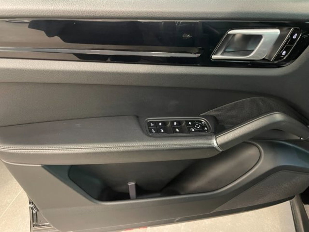 Porsche Cayenne Coupé 3.0 V6 (11)