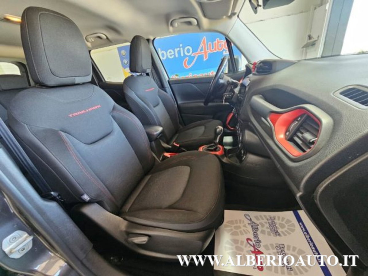 Jeep Renegade 2.0 Mjt 170CV 4WD Active Drive Low Trailhawk (11)