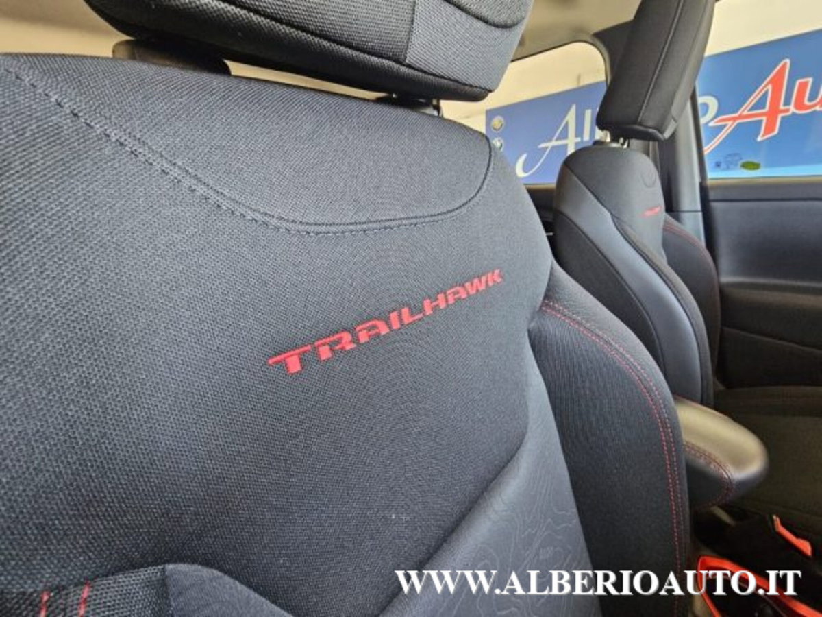 Jeep Renegade 2.0 Mjt 170CV 4WD Active Drive Low Trailhawk (12)
