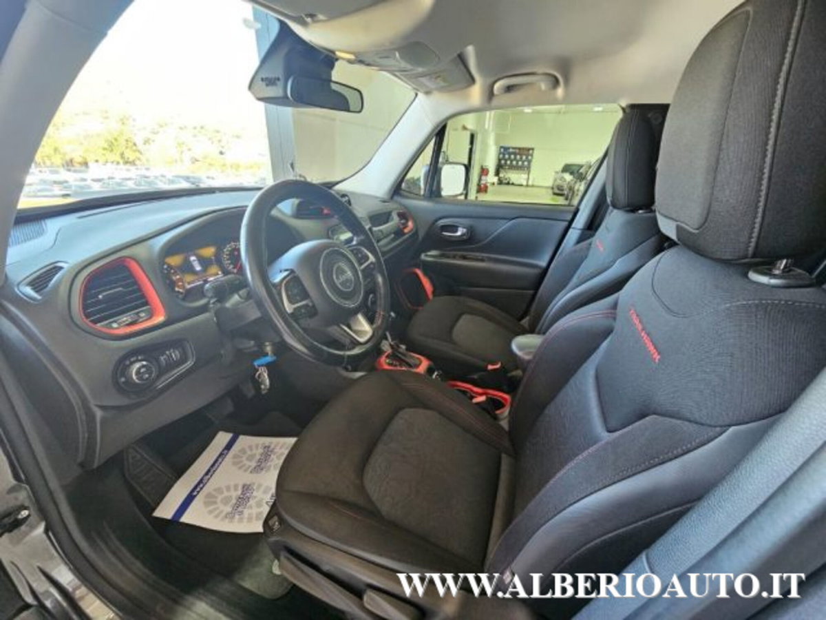 Jeep Renegade 2.0 Mjt 170CV 4WD Active Drive Low Trailhawk (14)