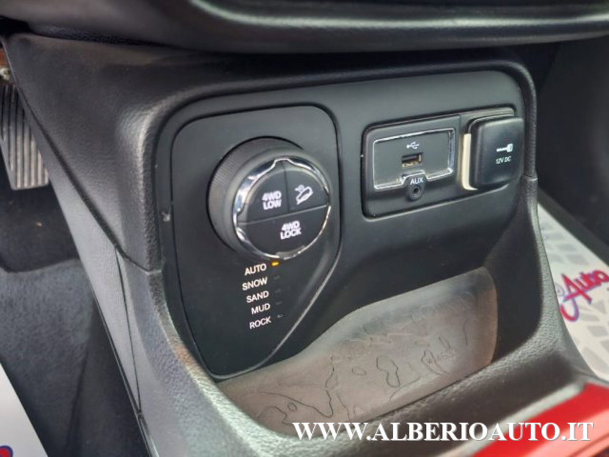 Jeep Renegade 2.0 Mjt 170CV 4WD Active Drive Low Trailhawk (18)