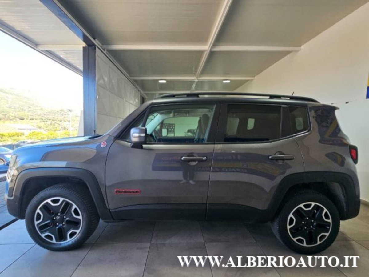Jeep Renegade 2.0 Mjt 170CV 4WD Active Drive Low Trailhawk (5)