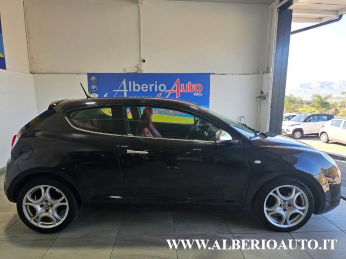 Alfa Romeo MiTo 1.6 JTDm 16V Distinctive Premium Pack (4)