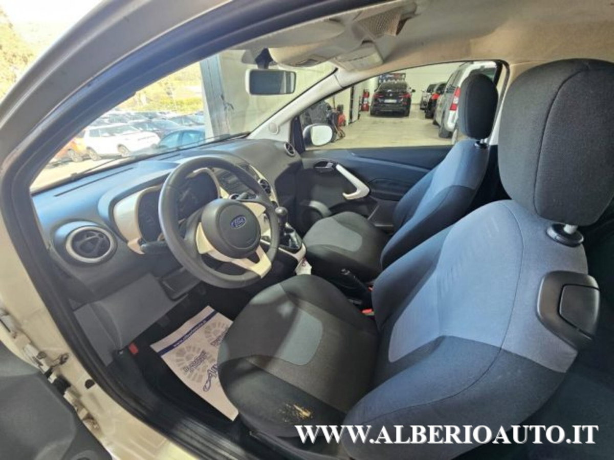Ford Ka 1.3 TDCi 75CV Titanium (10)