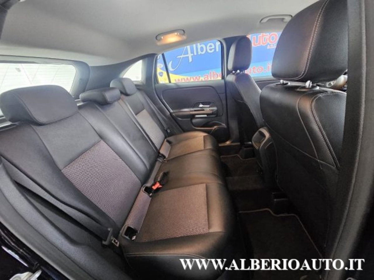 Mercedes-Benz GLA SUV 200 d Automatic Business (10)