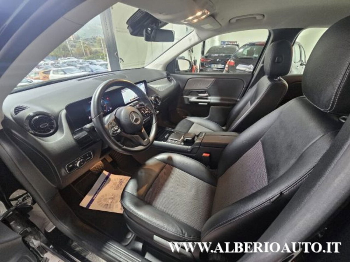 Mercedes-Benz GLA SUV 200 d Automatic Business (11)