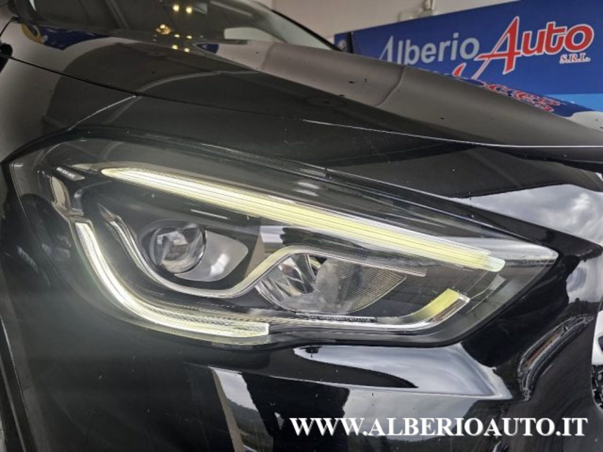 Mercedes-Benz GLA SUV 200 d Automatic Business (4)