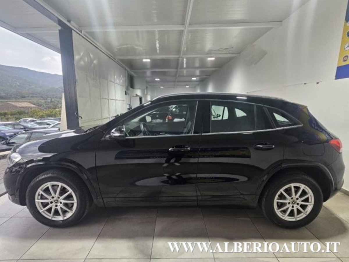 Mercedes-Benz GLA SUV 200 d Automatic Business (8)