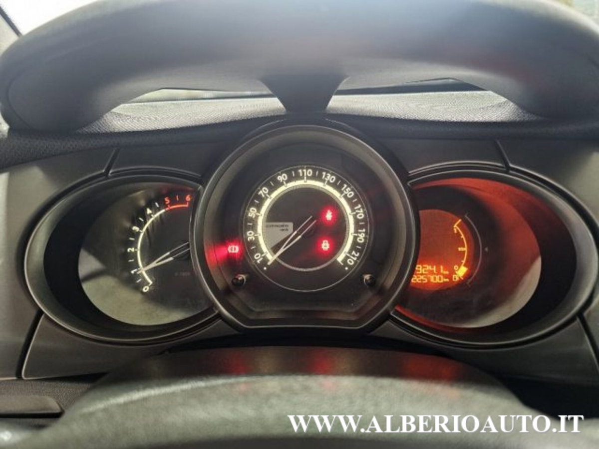 Citroen C3 1.4 HDi 70 Exclusive (14)