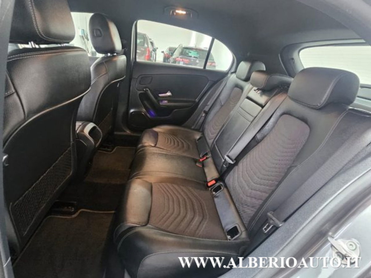 Mercedes-Benz Classe A Sedan 180 d Automatic 4p. Business (10)