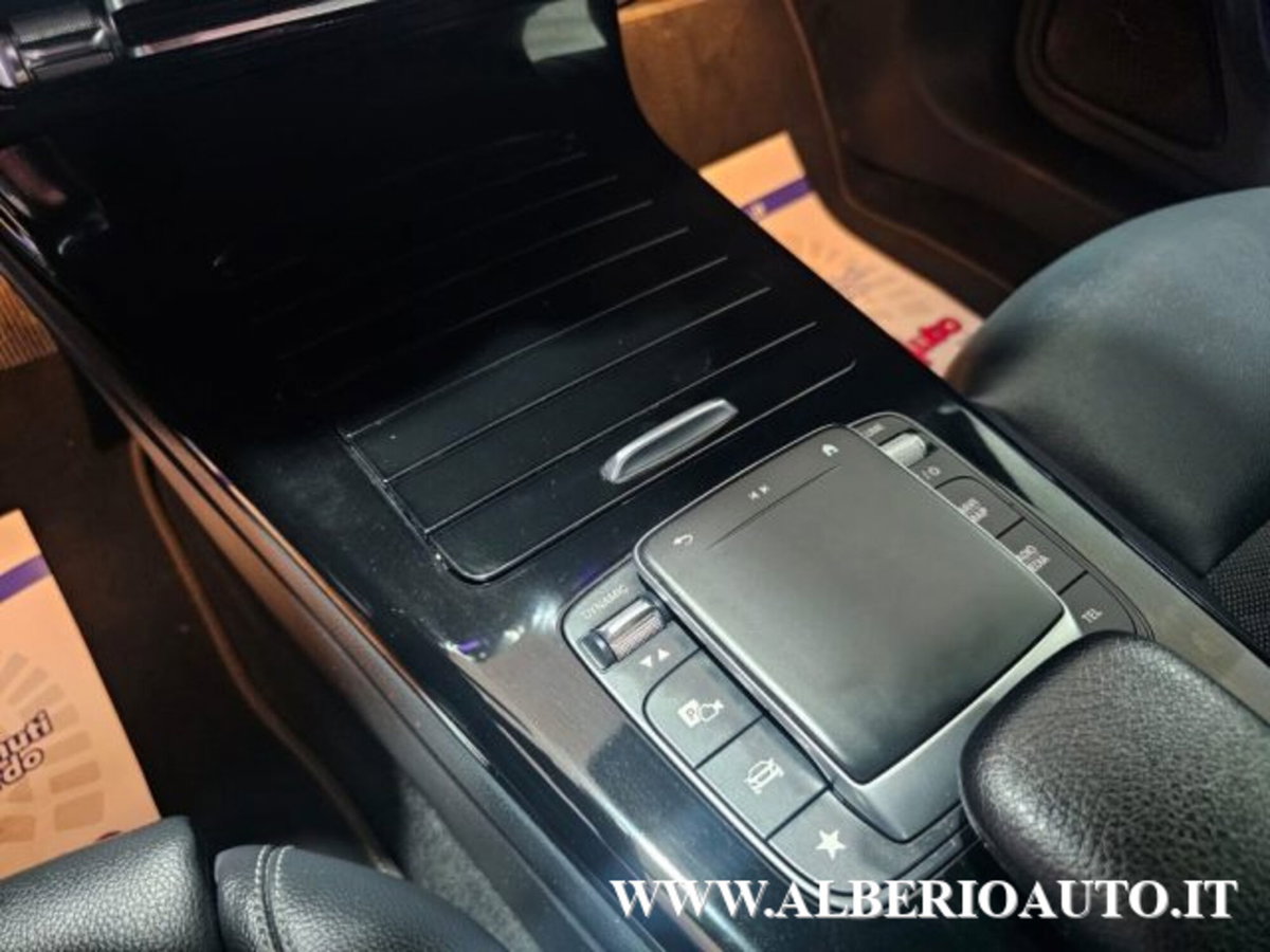 Mercedes-Benz Classe A Sedan 180 d Automatic 4p. Business (16)