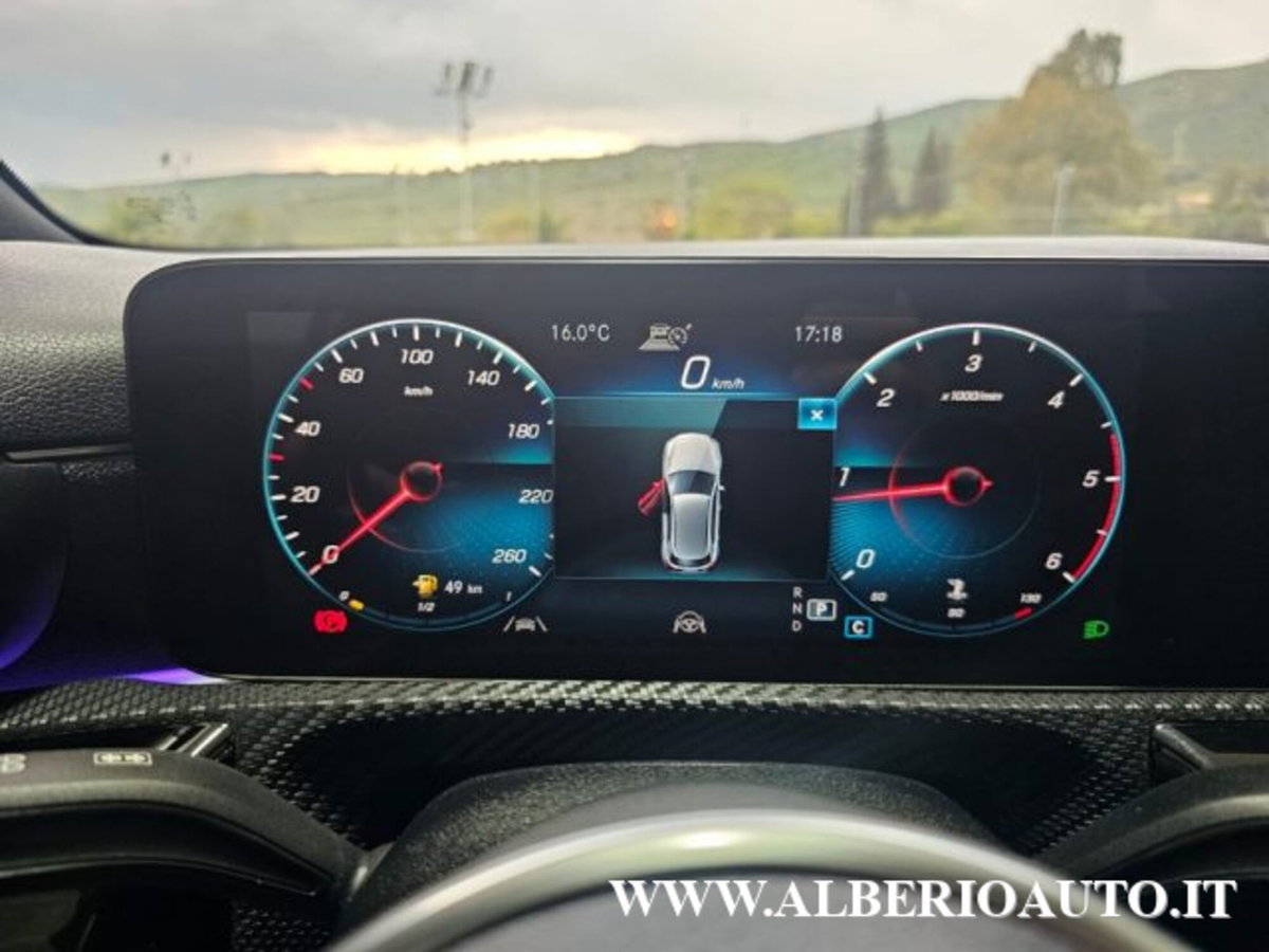 Mercedes-Benz Classe A Sedan 180 d Automatic 4p. Business (18)