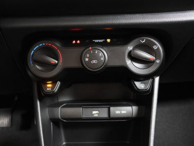 Kia Picanto 1.0 12V 5 porte AMT Style (16)