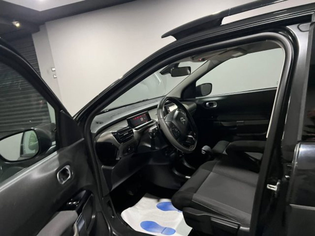 Citroen C4 Cactus BlueHDi 100 Shine (7)