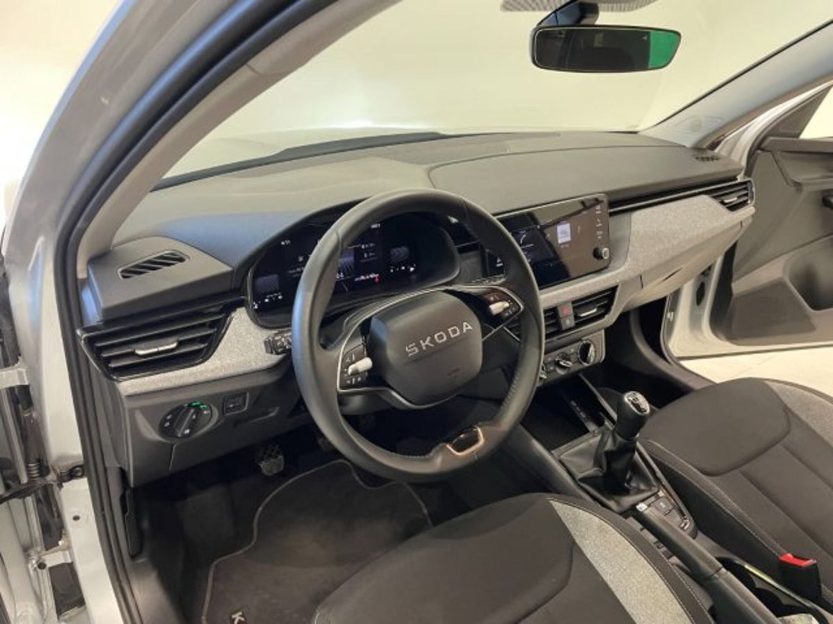 Skoda Kamiq 1.0 tsi Selection 95cv (14)
