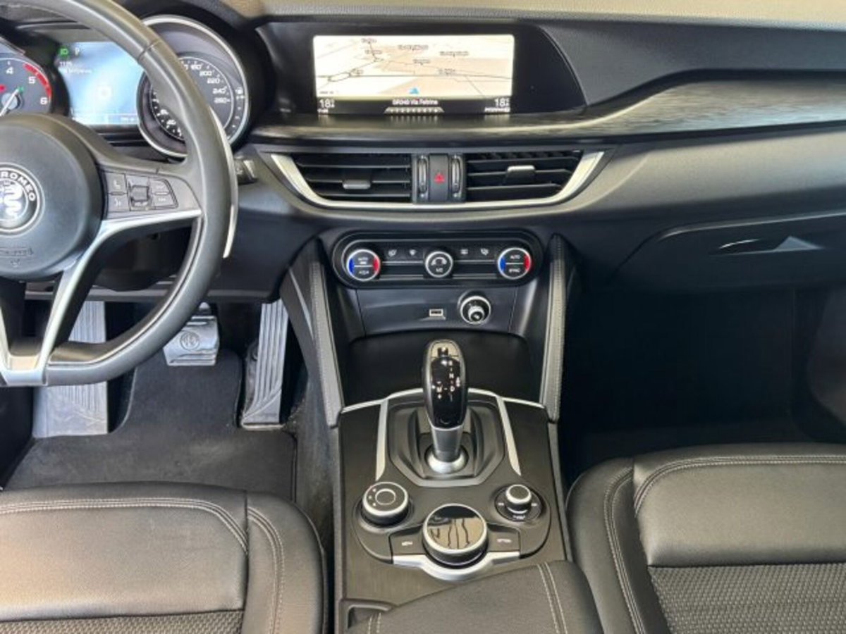Alfa Romeo Stelvio Stelvio 2.2 Turbodiesel 180 CV AT8 Q4 Super (10)