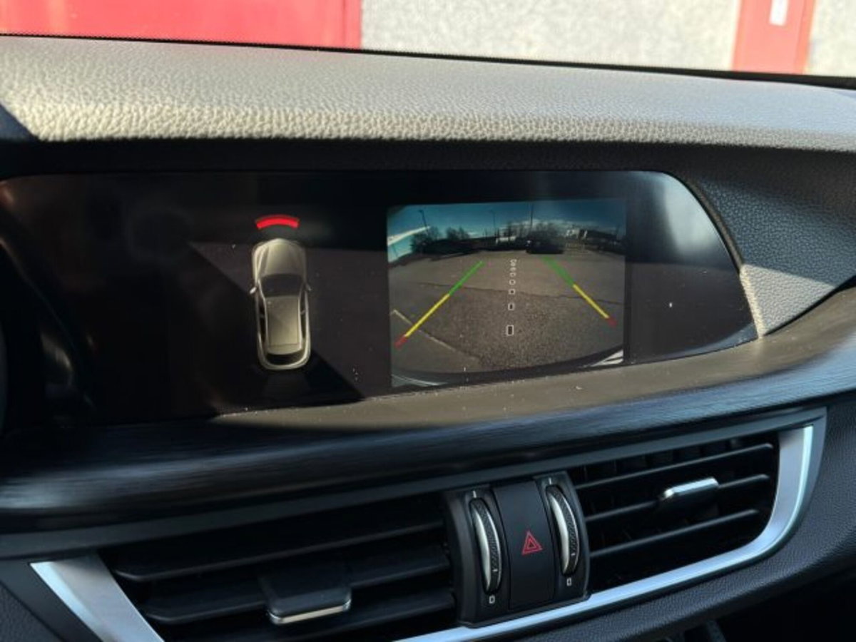 Alfa Romeo Stelvio Stelvio 2.2 Turbodiesel 180 CV AT8 Q4 Super (11)