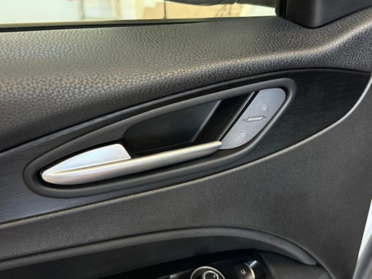Alfa Romeo Stelvio Stelvio 2.2 Turbodiesel 180 CV AT8 Q4 Super (19)