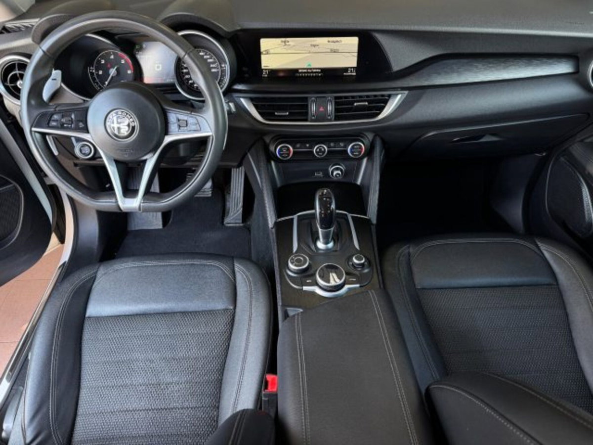 Alfa Romeo Stelvio Stelvio 2.2 Turbodiesel 180 CV AT8 Q4 Super (6)