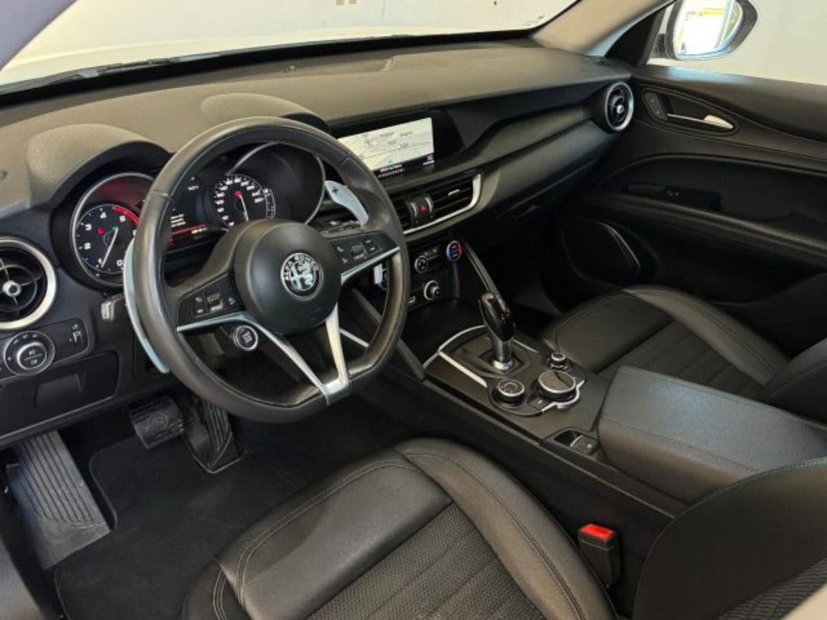 Alfa Romeo Stelvio Stelvio 2.2 Turbodiesel 180 CV AT8 Q4 Super (9)