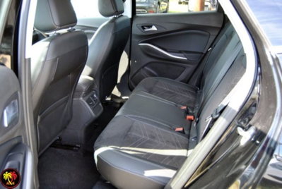 Opel Grandland 1.5 diesel Ecotec aut. Ultimate (15)