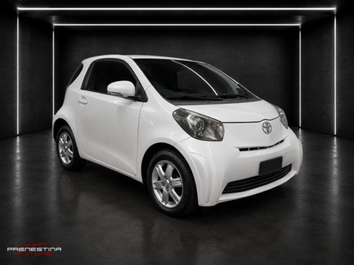 Toyota iQ 1.0 Multidrive (3)