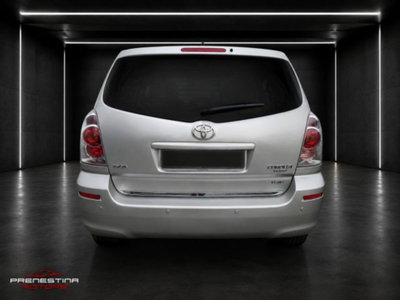 Toyota Corolla Verso 2.2 16V D-4D DPF Sol (5)