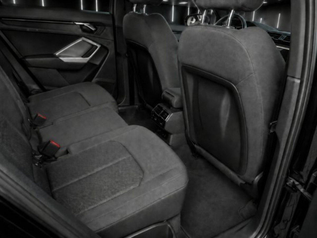 Audi Q3 Sportback 35 TDI quattro S tronic S line edition (9)