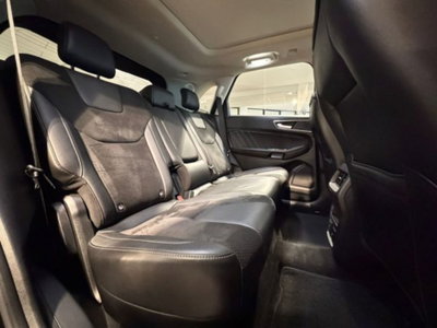 Ford Edge 2.0 TDCI 210 CV AWD Start&Stop Powershift Titanium (13)