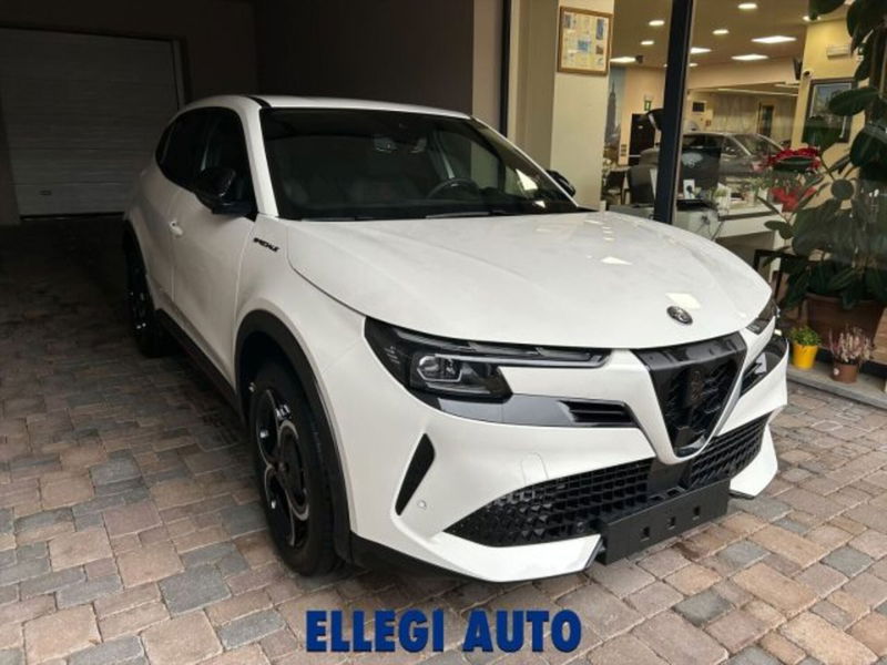 Alfa Romeo Junior 1.2 ibrida Speciale 145cv edct6