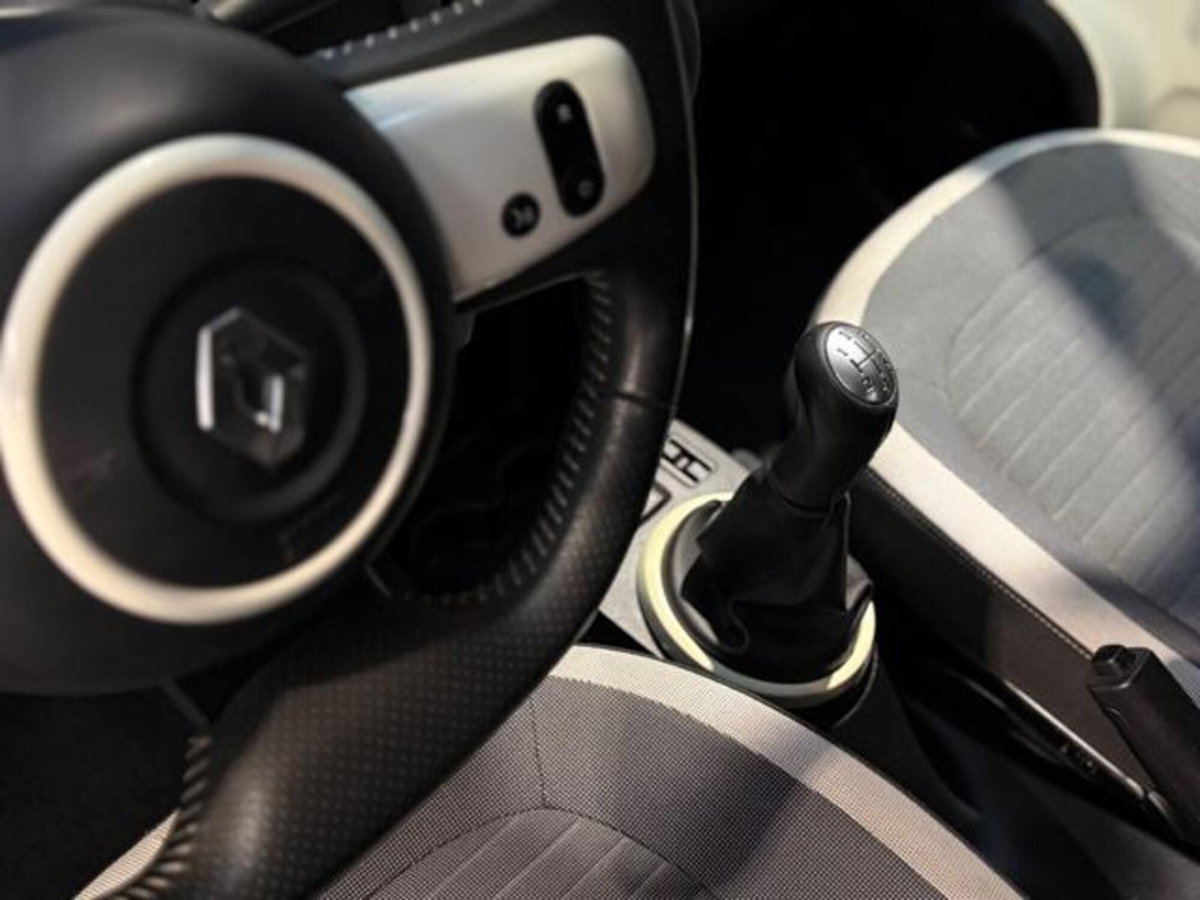 Renault Twingo SCe Stop&Start Intens (9)