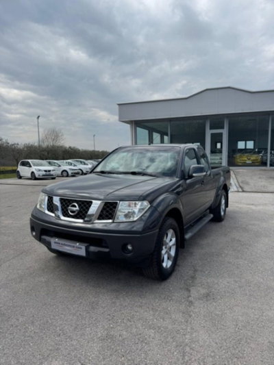 Nissan Navara 2.5 dCi 2 porte King Cab XE (3)