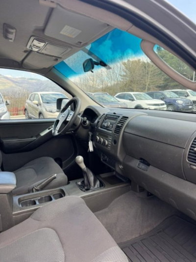 Nissan Navara 2.5 dCi 2 porte King Cab XE (7)