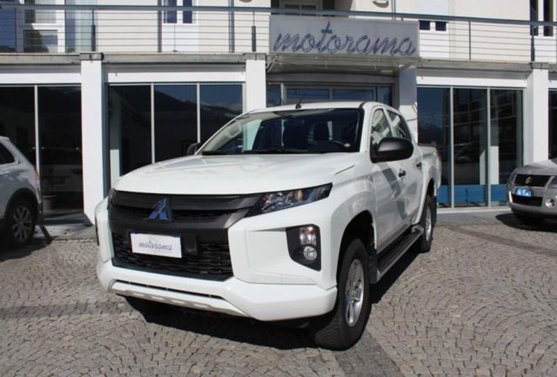 Mitsubishi L200 2.3 D Double Cab 4x4 Super Select P0. Diamond