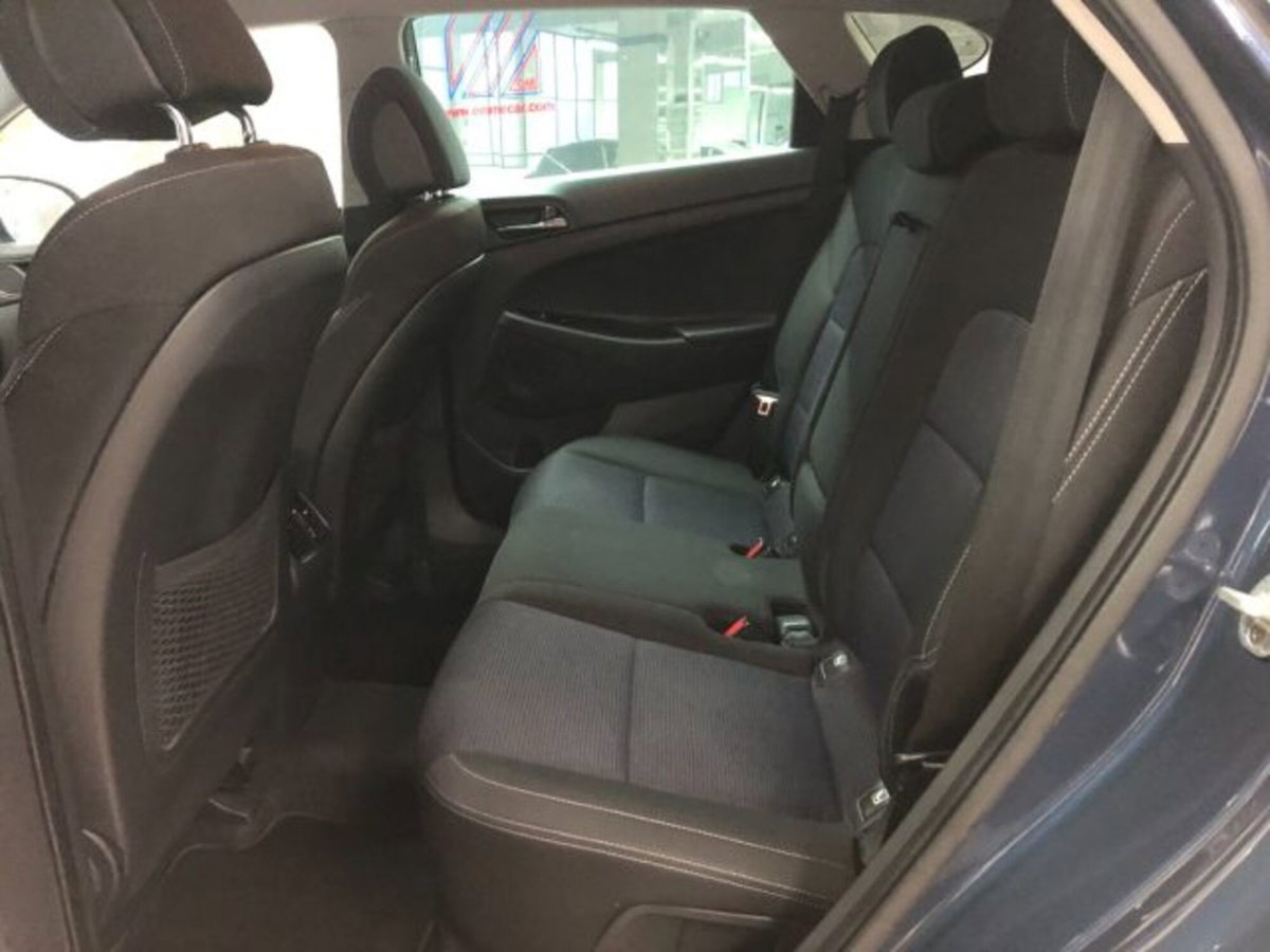 Hyundai Tucson 1.7 CRDi DCT Sound Edition (11)