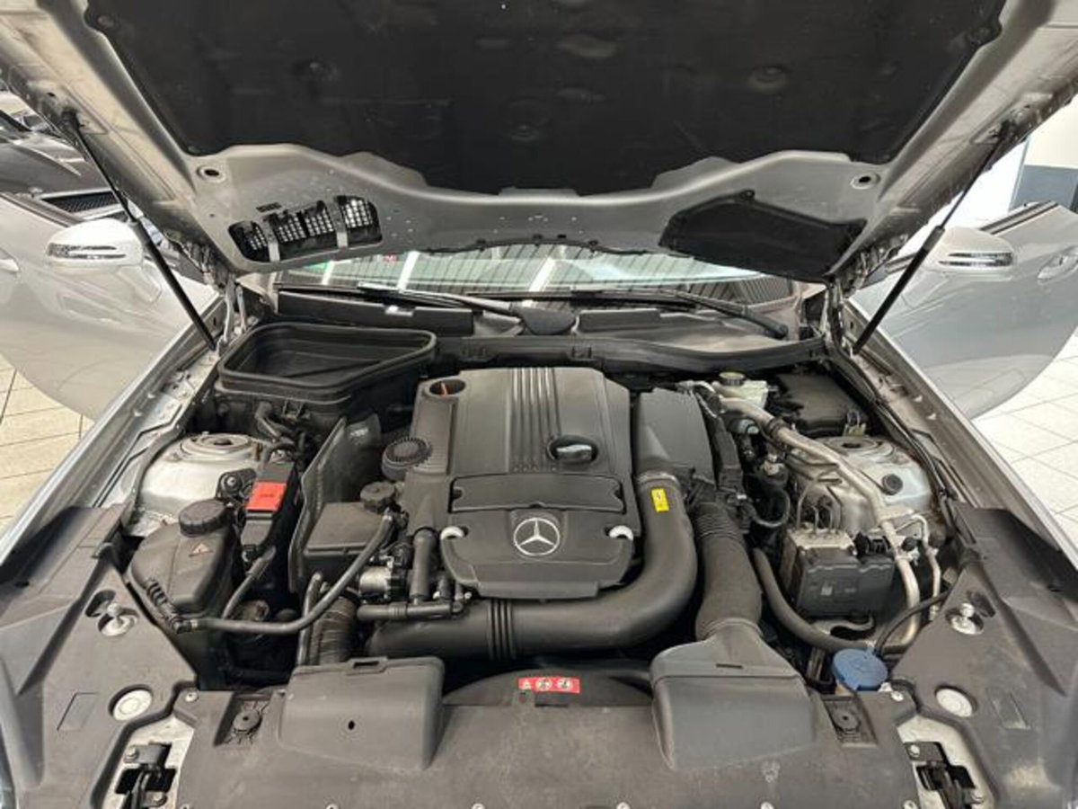 Mercedes-Benz SLK 200 CGI Premium (6)