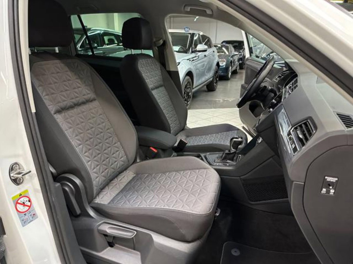 Volkswagen Tiguan Allspace 2.0 tdi Life 150cv dsg (12)