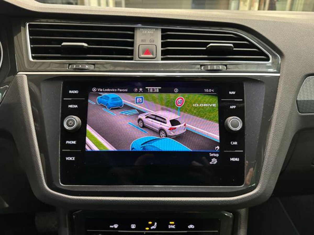 Volkswagen Tiguan Allspace 2.0 tdi Life 150cv dsg (14)