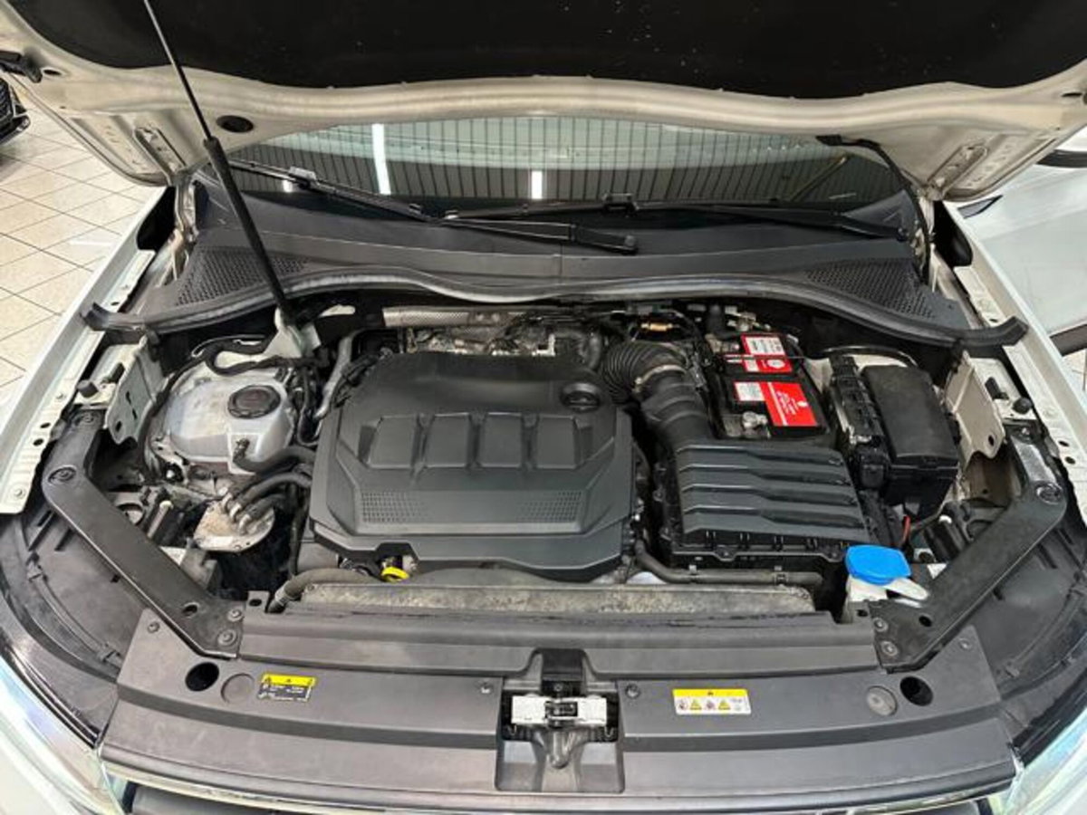 Volkswagen Tiguan Allspace 2.0 tdi Life 150cv dsg (6)