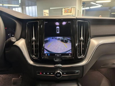 Volvo XC60 B4 automatico Core (12)